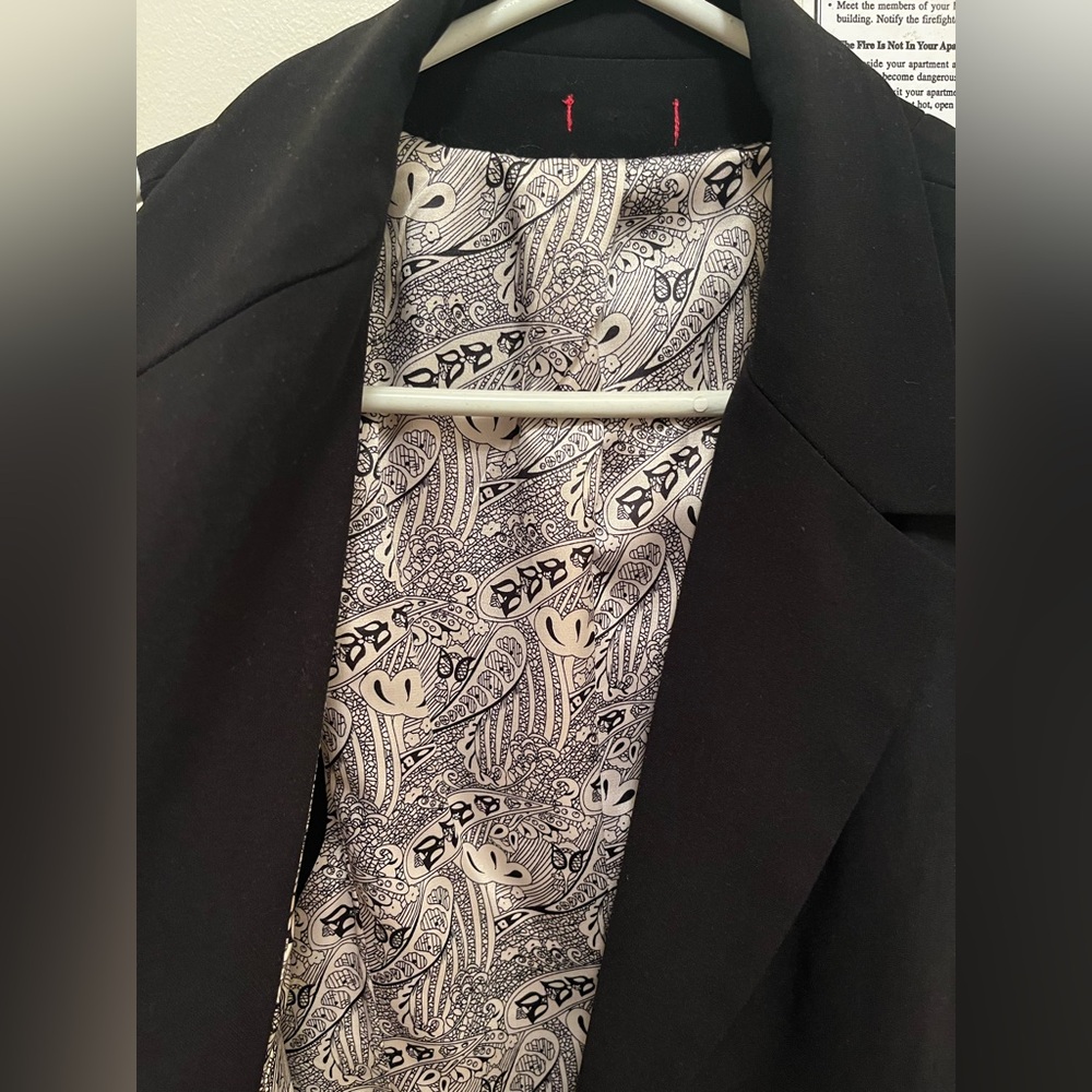 Cute Women’s Black vest with Patterned Lining